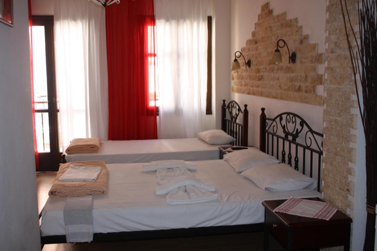 Bed and Breakfast Mmebassia Chania  Zimmer foto